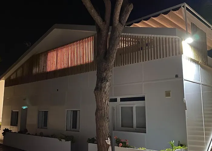 Apartamento Mistral 5, Con Piscina Y Parking.